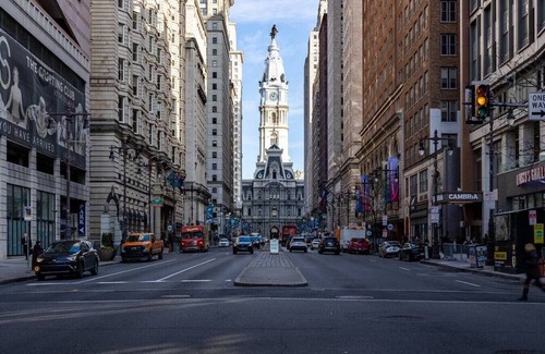 Gayborhood Apartamento | Thena Hotel - Huge Studio - Midtown
