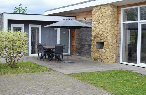 't Rooth Casa | Holiday Home in Bemelen Near Nature Reserve
