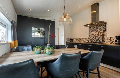 't Rooth Casa | Holiday Home in Bemelen Near Nature Reserve