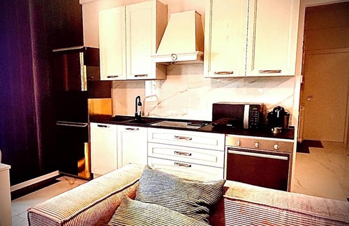 Catanzaro Apartamento | Charming 2-bedroom apartment with WiFi, AC in marvelous Calabria