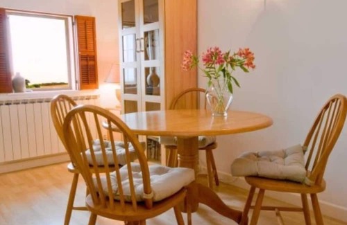 Les Clos Landais Apartamento | Two bedroom apartment situated in the countryside parish of St Pierre du Bois