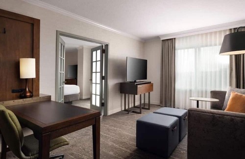 Broomfield Casa | Fully renovated all-suite hotel with views of the Flatirons