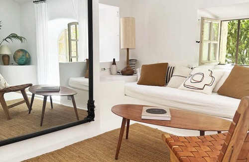 Labaume Condominio | Suite Olivier - Superb gîte in the heart of an 18th-century sheepfold a stone's throw from Uzès