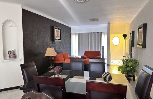 Chapala Centro Apartamento | Tranquil 2-bedroom apartment with WiFi in Chapala