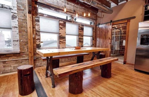 Oconto Casa | Unique upstairs loft w/industrial design, 3 bed 2 full baths in downtown Oconto