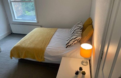 Balham Casa | Lovely Apartment Balham F4