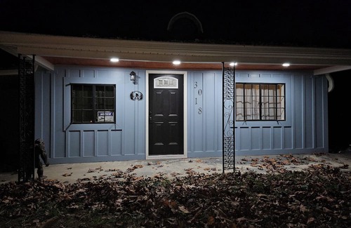 Roanoke Cabina | Charming 2-bedroom cabin only a few minutes from downtown Roanoke attractions.