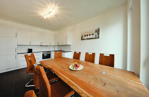 Gartenstadt Apartamento | Apartment in Strausberg Near Straussee Lake
