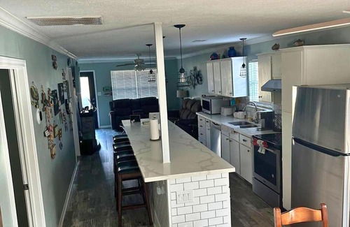 West Livingston Cabaña | Serene Lakefront Getaway | Boathouse | Kayaks | Gazebo with Swings