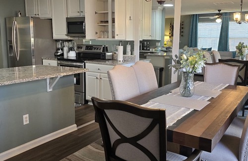 Paw Creek Casa | Charming King-bed Suite near uptown Charlotte and CLT airport