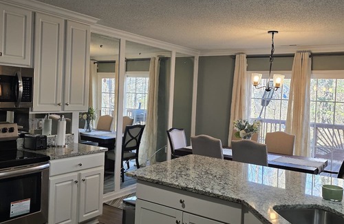 Paw Creek Casa | Charming King-bed Suite near uptown Charlotte and CLT airport