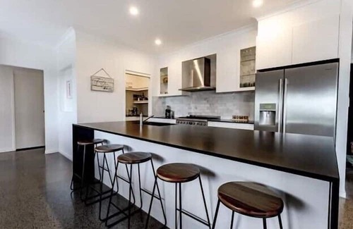 Ninderry Casa | Skybolt Escape - Heated Pool, Pet on app