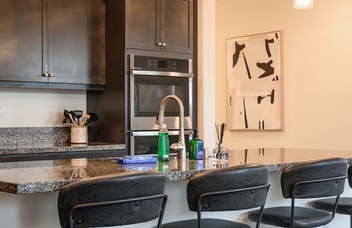 Ontario Casa | 5bd/8beds/Spacious /comfortable