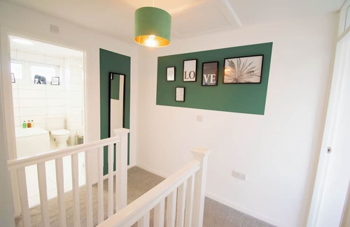 Kearsley Casa | 4 Bedroom House in Whitefield