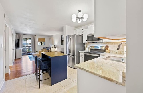 Palmetto Dunes Apartamento | 2BR 2 Min to Beach Pool Tennis King Bed
