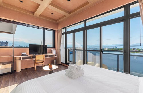 Wujie Cama Y Desayuno | Between River and Sea
