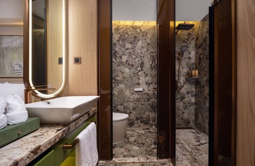 Futian CBD Hotel | BENADE HOTEL