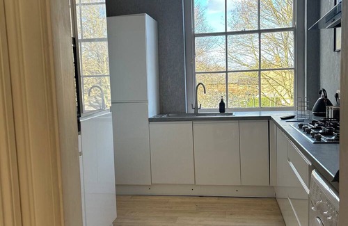 Grimsby Apartamento | Grimsby Central Luxury 2 Bedrooms, Sleeps 3 Flat 2
