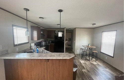 Warren Casa | Welcoming Warren Home for 4!