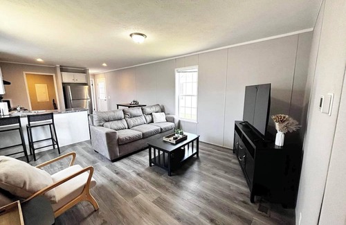 Warren Casa | Welcoming Warren Home for 4!