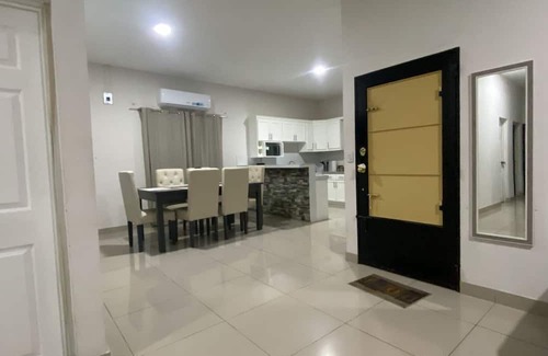 El Porvenir Casa | Casita near the airport and in the center of El Salvador.