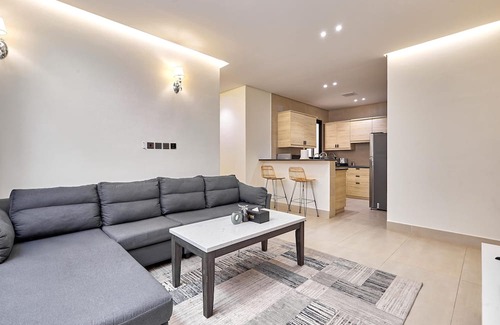 Riyadh Apartamento | bnbme | Riviera-A5 | 3 Bdr
