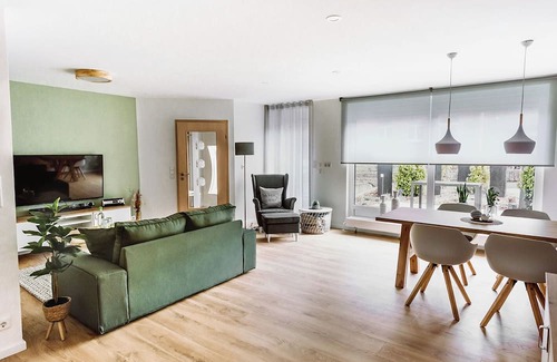 Alme Apartamento | Pure relaxation: Brilon vacation apartment with a forest feel for the whole family!