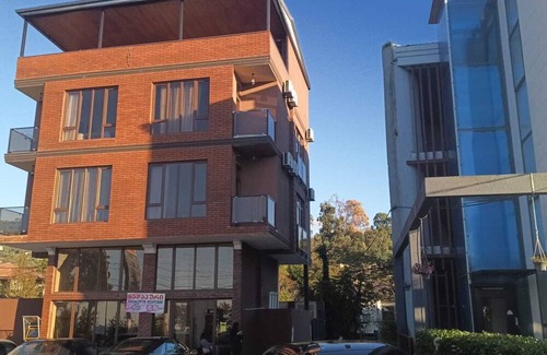 Mtsvane Kontskhi Hotel | Gold star batum
