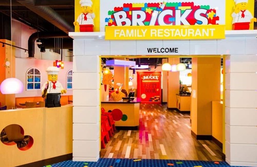 Cypress Gardens Casa | Adventurer's Dream Room, LEGOLAND Hotel, Mini Golf Excursion, 2 Family Stays