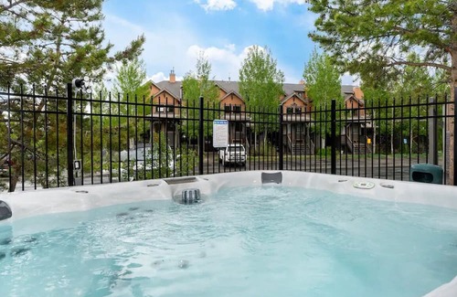 Silvercreek Condominio | Lucky Horse - Cozy 1 BR/1BA ski in/ski out condo in Granby Ranch