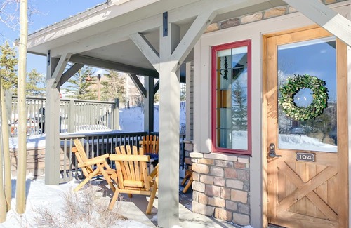Silvercreek Condominio | Lucky Horse - Cozy 1 BR/1BA ski in/ski out condo in Granby Ranch