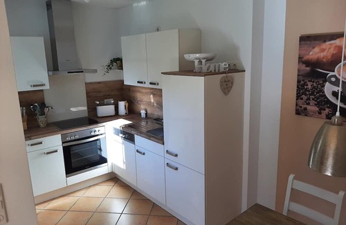 Munstermaifeld Apartamento | Apartment 'Hortensia Mosel' with Private Terrace, Private Garden and Wi-Fi