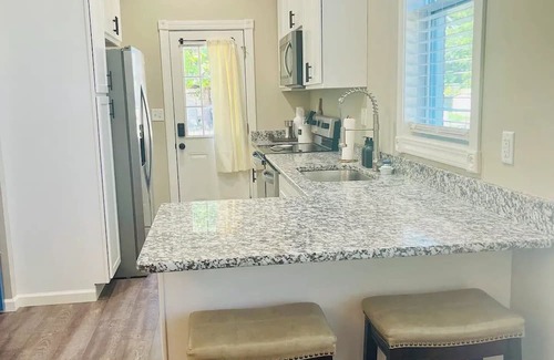 St. Louis Casa | Cozy townhome in Central St. Louis