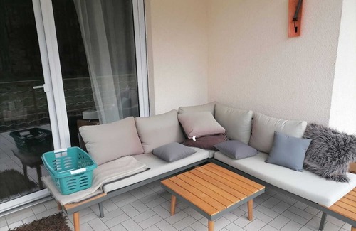 Marburg Apartamento | Marburg Apartment relaxed Erwin in a quiet location on the edge of the forest with balcony