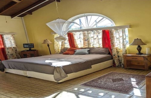 Castries Quarter Casa | Charming 2-bedroom house in Castries with WiFi
