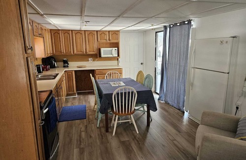 Little Torch Key Casa | Charming 2/2 home . A block from the neighborhood boat ramp. 20 min from KeyWest