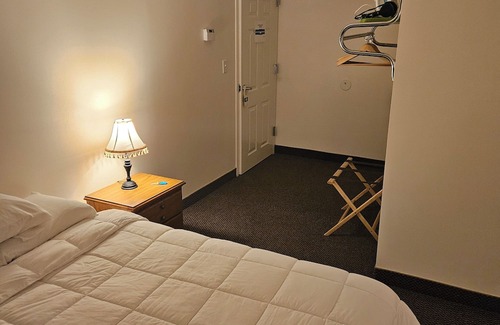 Valley Forge Casa | Charming 1-bedroom hotel with AC and WiFi in delightful Phoenixville