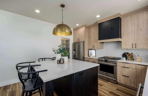 Provo Bay Casa | Lakeside Provo Getaway l Aero by Stay