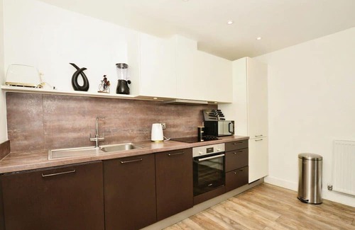 Ashford Apartamento | Modern 2 Bedroom Apartment with parking - Ashford