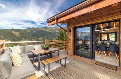 Riddes Chalet De Esquí | Exclusive stay in La Tzoumaz - the doorstep of Verbier and the 4 Vallées