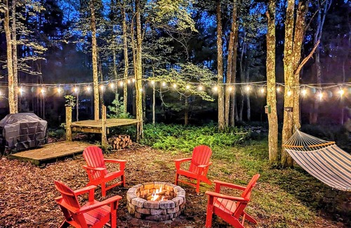 Layton Casa | Light filled retreat in the woods