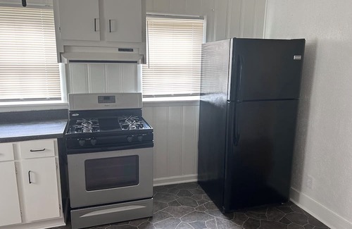 Augusta Casa | 3-bedroom house in Martinez. Bring your own furniture or we can furnish for you