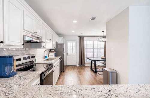 Highlands - Perkins Condominio | Urban Luxe Living at LSU Food Hub