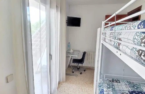 Tarragona Apartamento | Italia -Triple Room with Private Bathroo