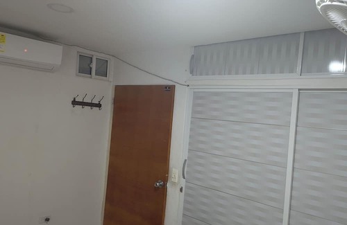 El Bosque Apartamento | Cozy studio with WiFi and AC in charming Cartagena