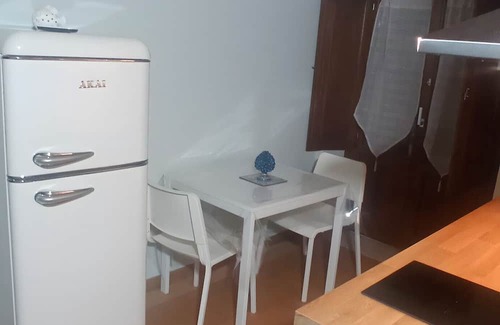 Santa Lucia Apartamento | Apartment 'Borgo Sant'Antonio 14' with Sea View, Wi-Fi and Air Conditioning