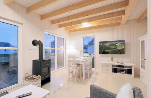 Olpenitz Casa | Fernweh - Terrasse, Kamin, Infrarot-Kabine, 2 Bäder Badewanne, Parkplatz