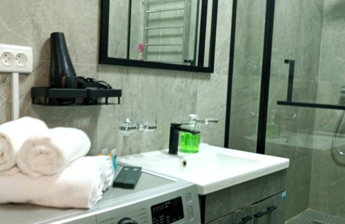 Almaty Apartamento | Business-Class Comfort in Central Almaty – Stylish Apartmentn
