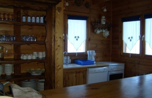 Valfrejus Chalet De Esquí | 12-PERSON WOODEN CHALET 100 meters from resort center and cable car