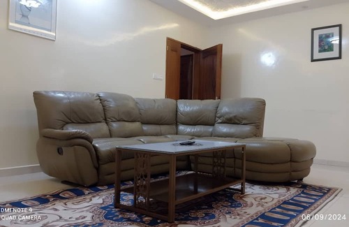 St. Louis Apartamento | Chez Mamanta StLouis apt 2 rooms Furnished For Business or Private Stays